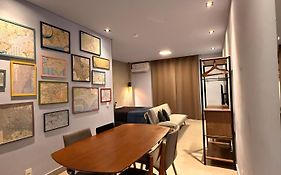 Chic Blue Designer com Vaga de Garagem